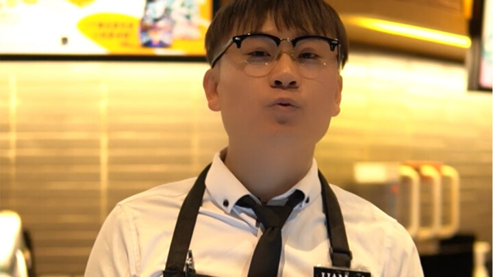 【星巴克】 以一己之力背下星巴克全部客诉的男人