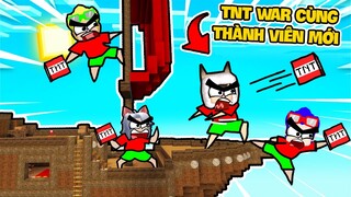 SIRO CÙNG THÀNH VIÊN MỚI ĐÁNH BẠI HỘI CHỊ EM HERO TEAM TRONG TNT WAR MINI WORLD || BEE TEAM