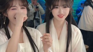 这两位双胞胎姊妹你想把谁带回家？#吴霜茹吴嘉茹#清纯甜美 #吴嘉茹
