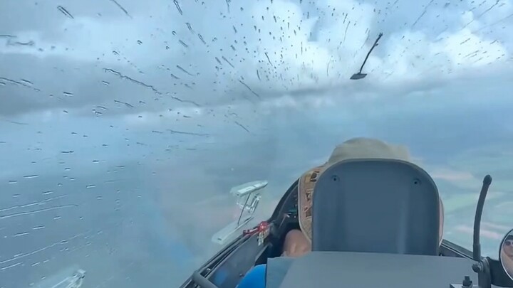 The first time I felt physically unwell because of the shape of raindrops.