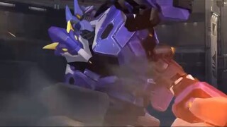 إذا كان لديك شيء تقوله للمصمم، فقله له