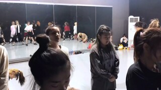 [Zhou Jieqiong] Vlog ruang latihan|Saya bukan Sailor Moon, saya Prajurit Iron Maiden