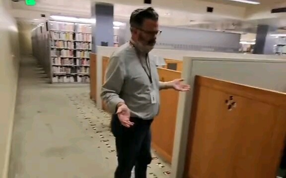 فطر الإلهام في المكتبة الخارجية