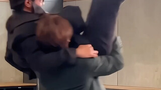 He lifted the person up so easily???