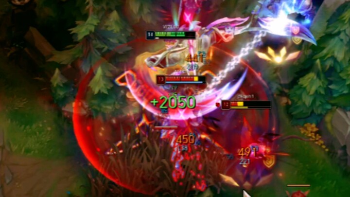 Dopa: Is this guy a monster? One gulp for over 2,050 health!