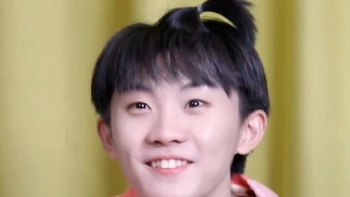 【Ma Jiaqi】Siapa yang bisa menolak Ma Jiaqi yang imut dan langsung mengedipkan mata setiap kali terse