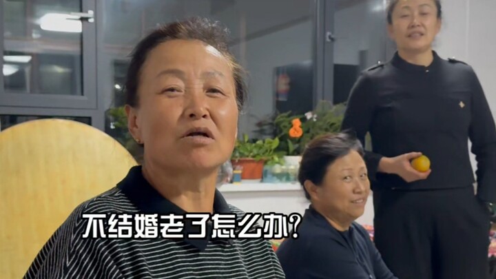 Làm thế nào để một mình khiến họ hàng thôi giục cưới?
