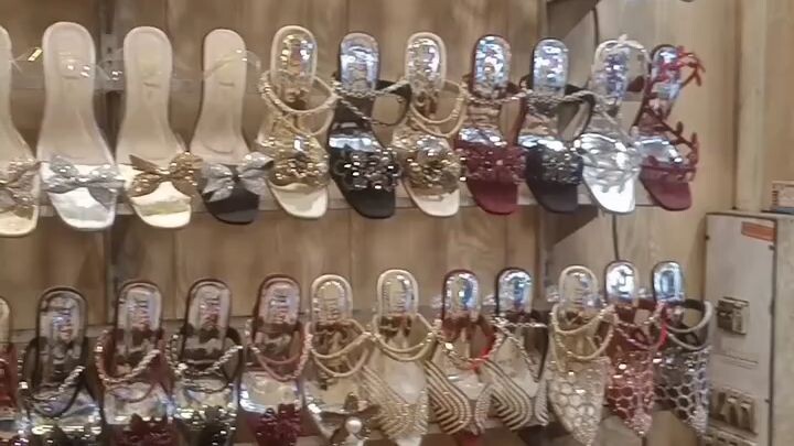Italy 2 shoes wholesale Pakistan