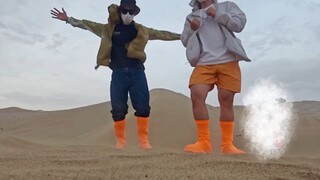 白天双人乱舞，晚上双人……