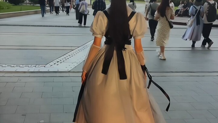 ฉันพยายามที่จะก้าวเข้าสู่โลกความรักใบใหม่