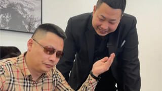 大堂经理遭遇史上最大打击