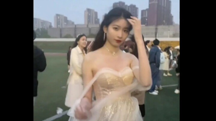 “She’s harder to slash than Pinduoduo!”