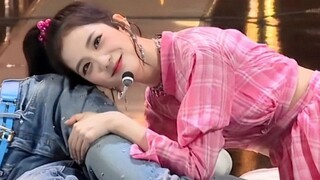 【4K修复 / 竖屏】JISOO Forever Young 180715人气歌谣直拍 4K画面修复