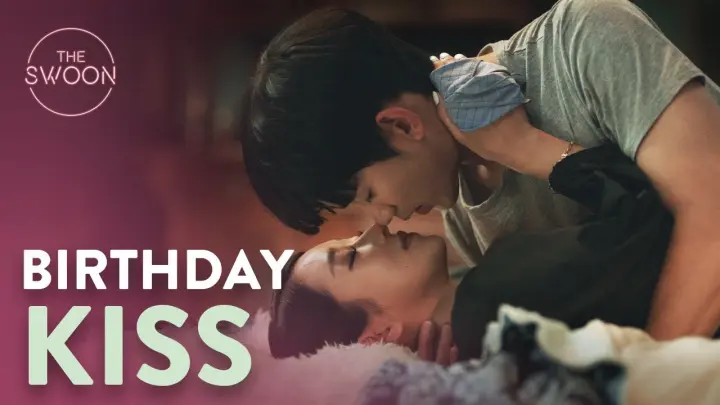 Kim Soo-hyun gives Seo Yea-ji a birthday kiss | Itâ€™s Okay to Not Be Okay Ep 11 [ENG SUB]