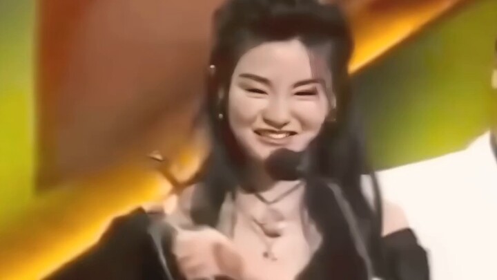 Trương Mạn Ngọc và Lương Gia Huy được công nhận là đỉnh cao của diễn xuất trong ngành công nghiệp đi