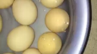 Làm trứng ( phần 2 ) hơi dai chút