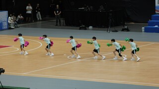 กิจกรรมกีฬาฤดูร้อนปี 2025 ของครอบครัว TF เต้นช่วงพักครึ่งโดยนักฝึกหัดรุ่นที่ 5 แบบเต็มรายการ