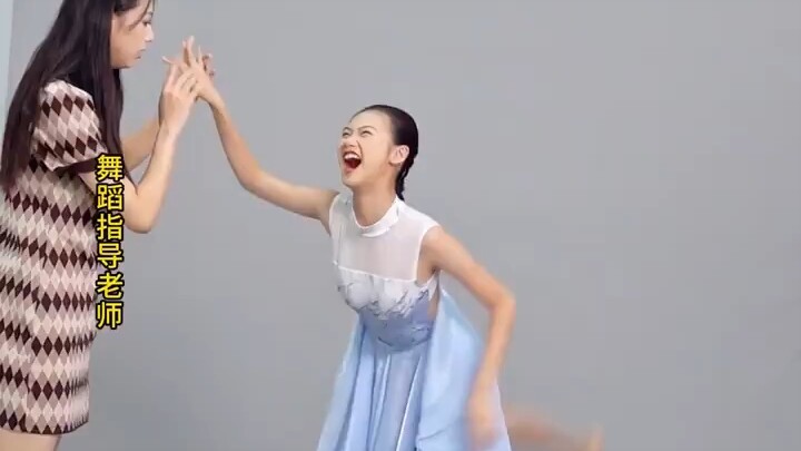 ไม่ผิดหวังจริงๆ ที่สอบติดอันดับหนึ่งของวิทยาลัยนาฏศิลป์ปักกิ่ง ท่าเต้นของตัวเองบวกกับการถ่ายทำของช่า