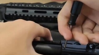 Disassembly of the HK416 Sijun safety model teaching aid. What should I do if the chicken piece is n