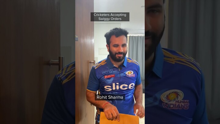 MS Dhoni, Virat Kohli, Rohit Sharma and More Accepting Food Orders #shorts #food  #ipl