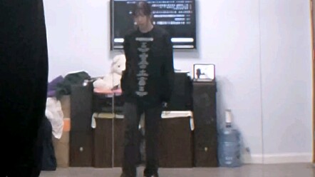 Di usia paling cocok untuk menari ditto