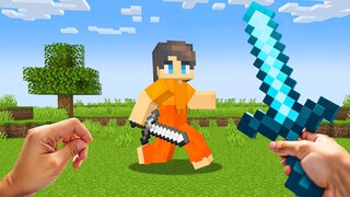 REAL LIFE Minecraft Speedrunner VS Hunter - REALISTIC Minecraft