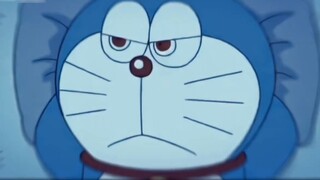 "Doraemon semakin tampan setelah berubah menjadi hitam"