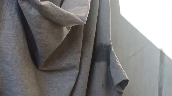 neckline