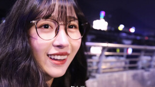 你亲手折断了玫瑰却问它为何枯萎