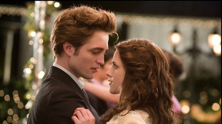 Twilight's Kristen Stewart gives her latest Edward Cullen take  'I would have broken up with him