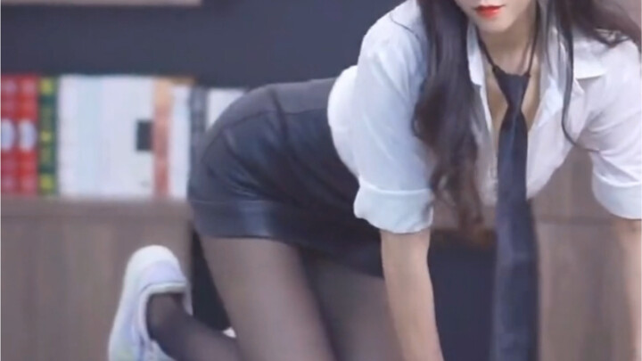 ได้ยินมาว่าถ้าพิมพ์ .XJJ ก็จะรู้ว่าเป็นพี่เลวหรือเปล่า!