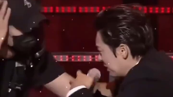 Người Hàn Quốc có một nét hài hước khó lý giải, ha ha ha!