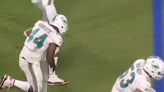 ضحك مجنون! لحظات صدفة مثيرة على أرض الملعب!