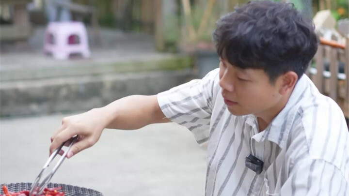 一直没有时间带家人去外面玩，那就动手做点地方特色给他们尝尝！