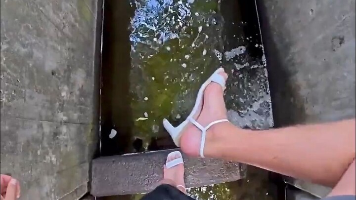 รองเท้าส้นสูงวิ่งพาร์คัวร์จะมั่นคงหรือไม่ ทดสอบดูก็รู้แล้ว!