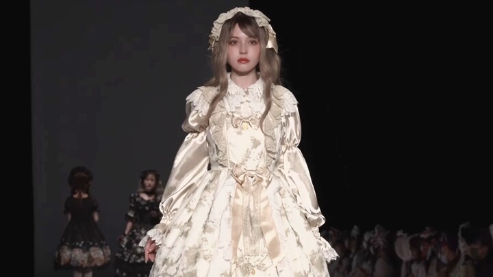 Sweet Lolita Girl Compilation: Tokyo Fashion Show – Cute and Sexy Little Beauty Nana Kato Models on 