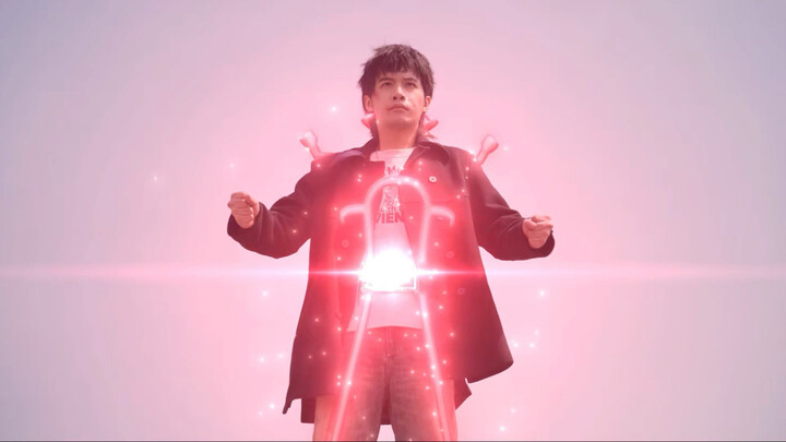 Quay MV pre-wedding của Kamen Rider