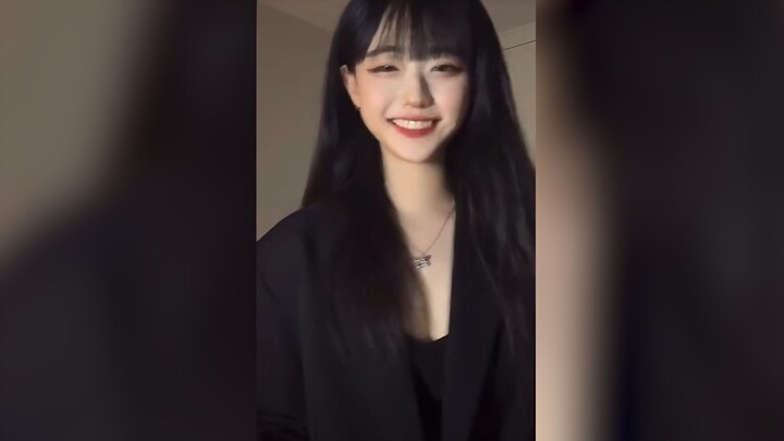 [Zhang Nayoung] The super-trending Zhang Nayoung—she’s amazing!