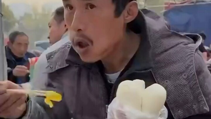 Nói về sự chất phác thì vẫn là anh chàng Sơn Đông như tôi đây.