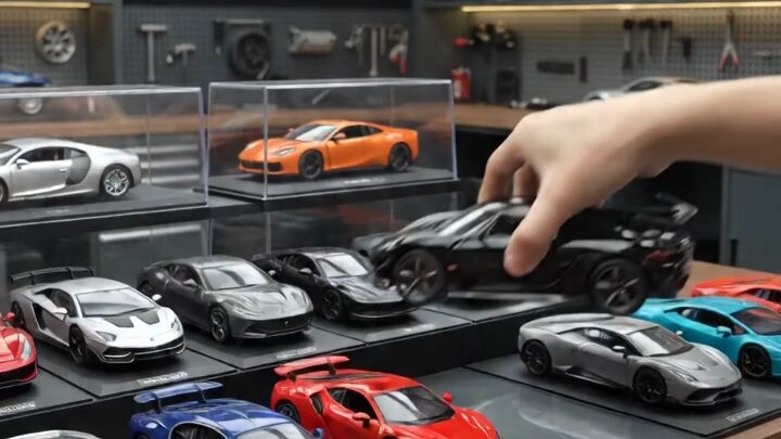 1:18 Scale Die-Cast Miniature Koenigsegg Jesko Absolut #automobile #car #cars #diecast