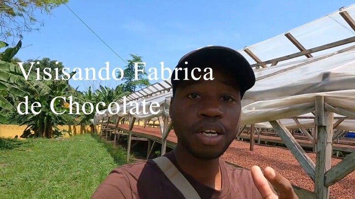 visitando a fabrica que produz o melhor chocolate do mundo em África