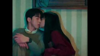 Twenty Five Twenty One Kiss Scene😘🙈 || Na Hee Do x Baek Yi jin || EP 12
