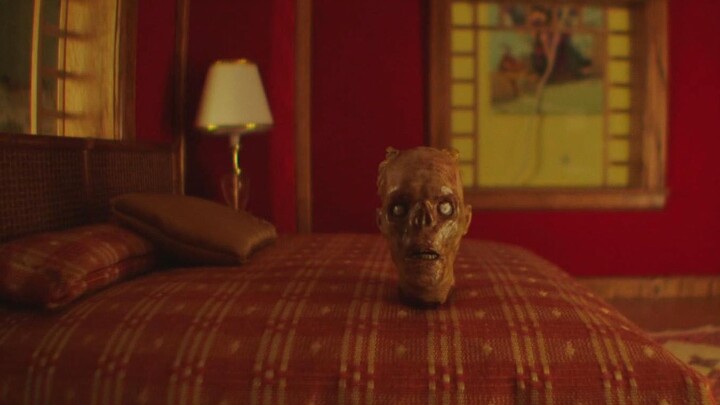 The murderer of the dollhouse is the mysterious ghost head. The first episode of "Ghost Show"