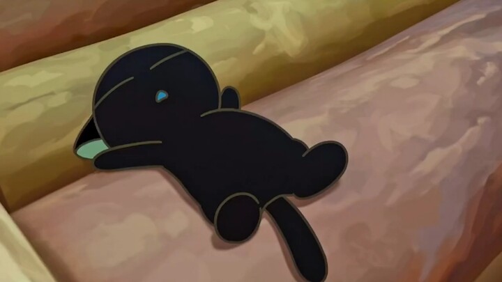 The way Xiao Hei runs away is so cute!