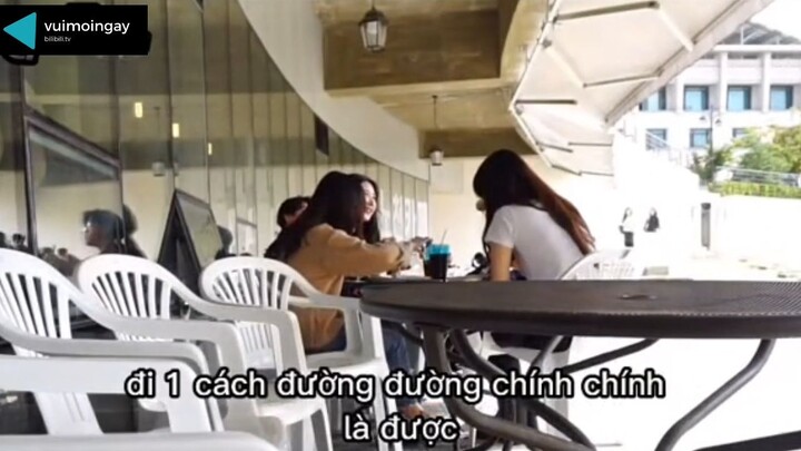 Phản ứng khi thấy bên cạnh diễn ra dịch vụ thuê bạn trai p2 #haihuoc