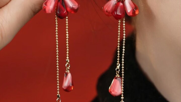 Anliu cocok dipakai saat Tahun Baru Imlek maupun dijadikan hadiah untuk teman yang menikah!