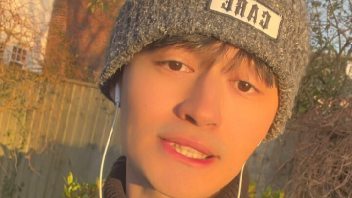 ใครไม่รู้จักเพลงแซ็กโซโฟนสุดฮิต “Hey Mamma”?