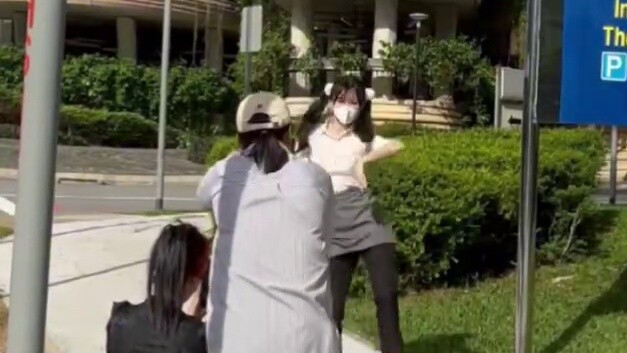 When college students skip the third subject in Singapore...