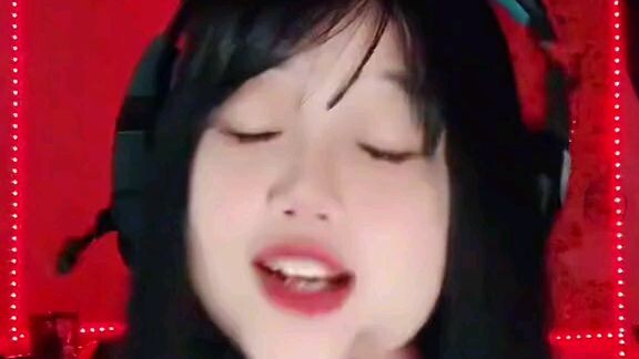 jangan lupa menghalu👍🏻🗿