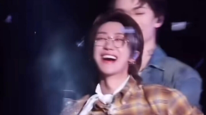 【semua delapan】Laki-laki, aku punya beberapa…